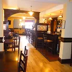 - Ostan Ghob A'choire Hotel