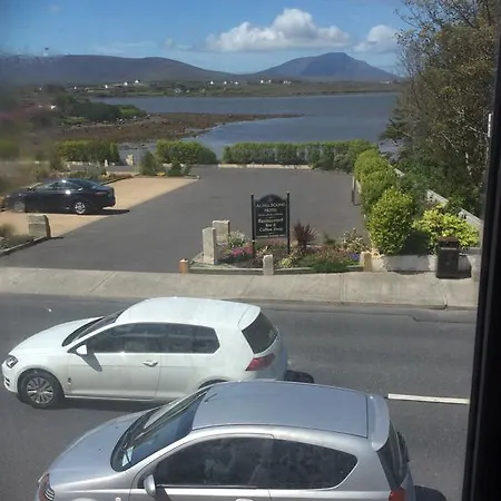 - Ostan Ghob A'choire Hotel Achill Sound